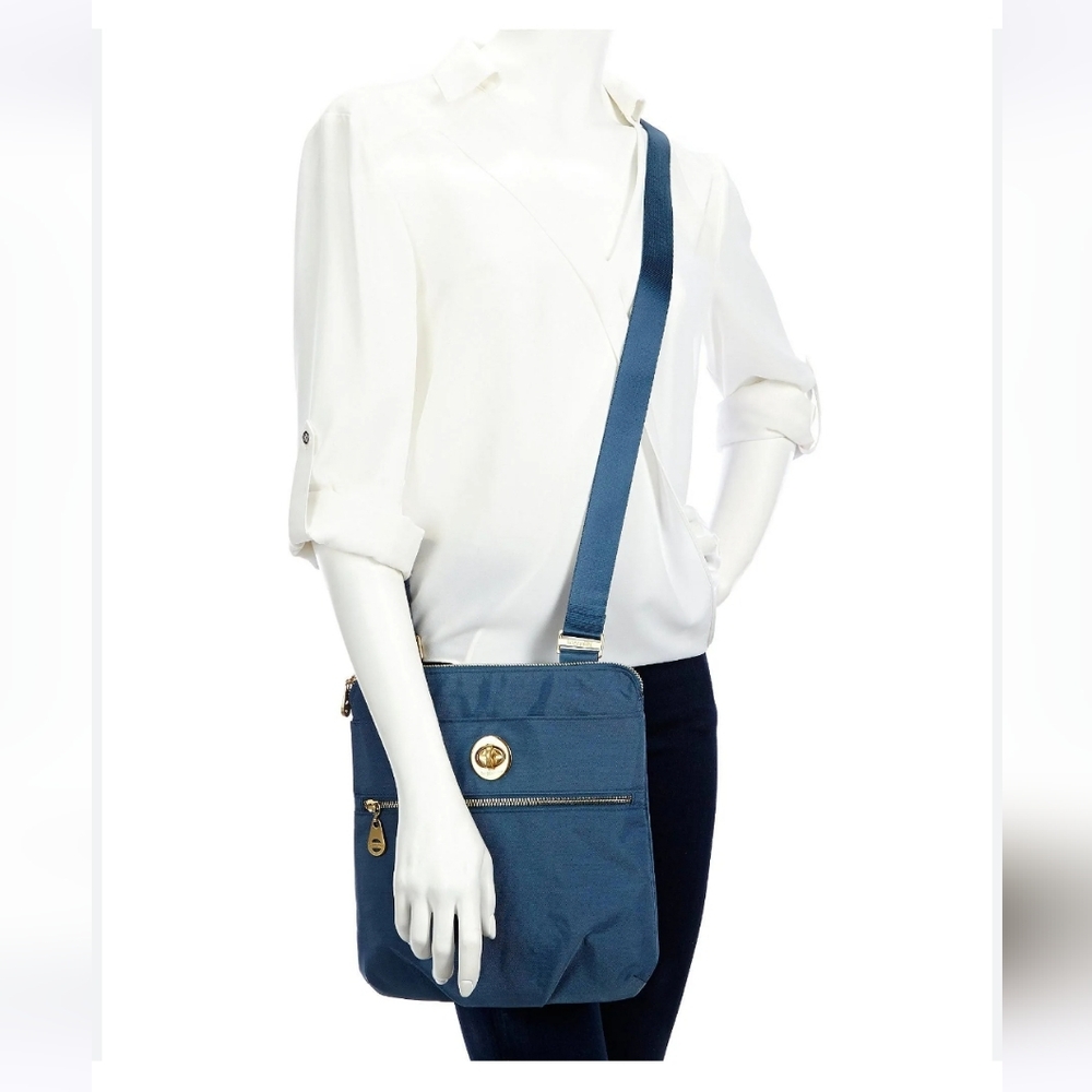 Baggallini Crossbody Bag Hanover Handbag Blue Purse Nylon Travel Medium Turnlock